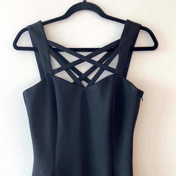 Guess Strappy Criss Cross Bodycon Dress - Picture 4 of 8